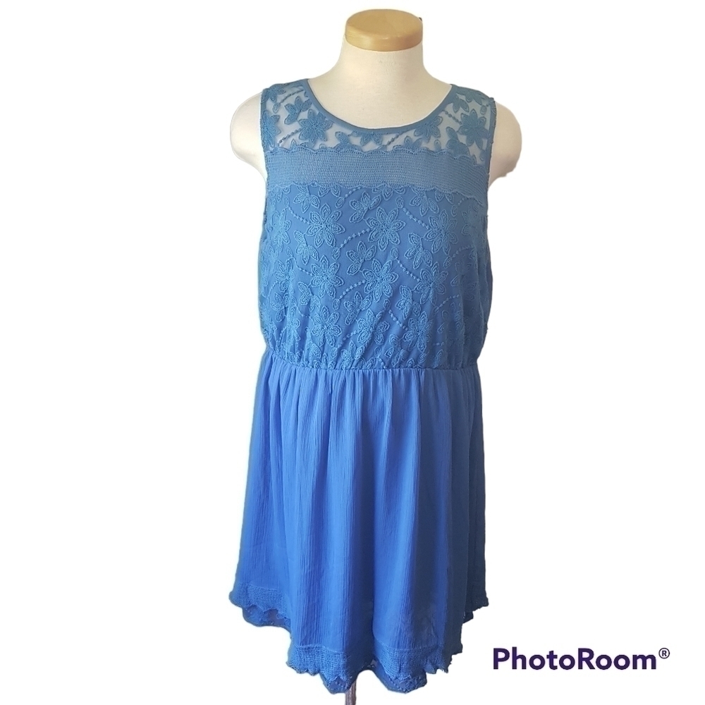 Junarose Embroidered Sleeveless Dress